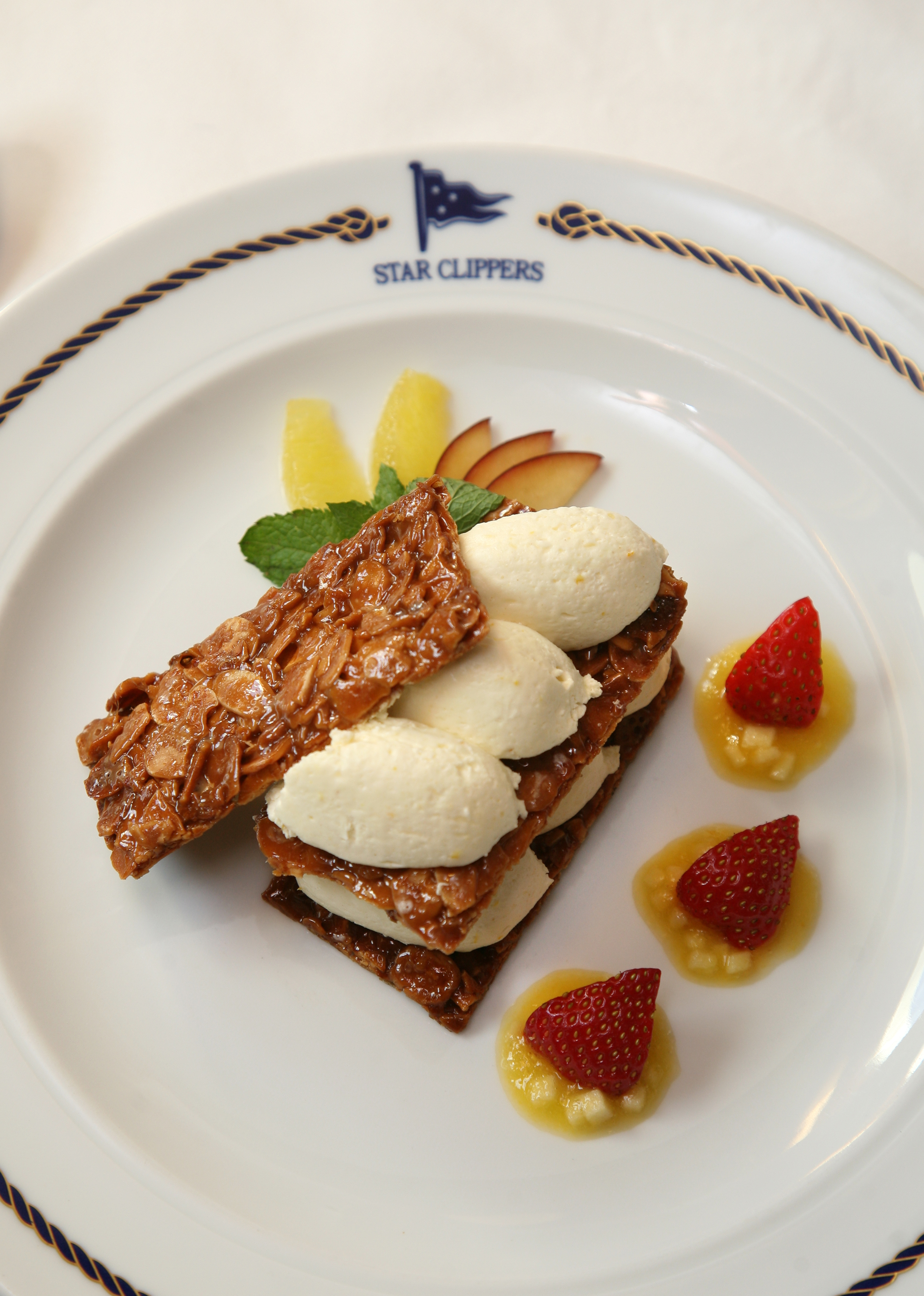 Star Clippers General Interior Food 12.jpg